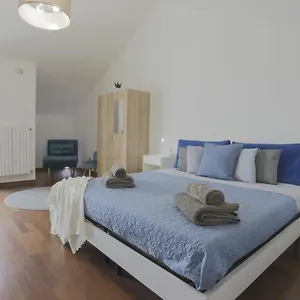  Appartamento Nolo Uptown Italia